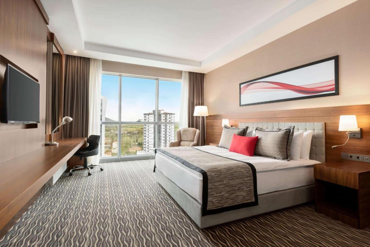 Ramada By Wyndham Nigde Hotel Bagian luar foto