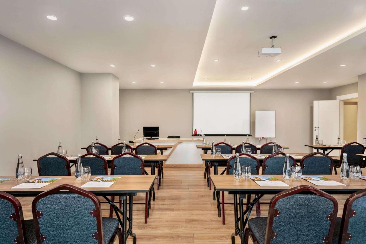 Ramada By Wyndham Nigde Hotel Bagian luar foto