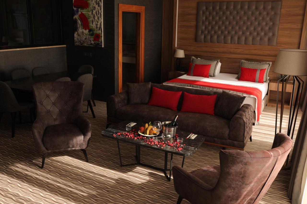 Ramada By Wyndham Nigde Hotel Bagian luar foto