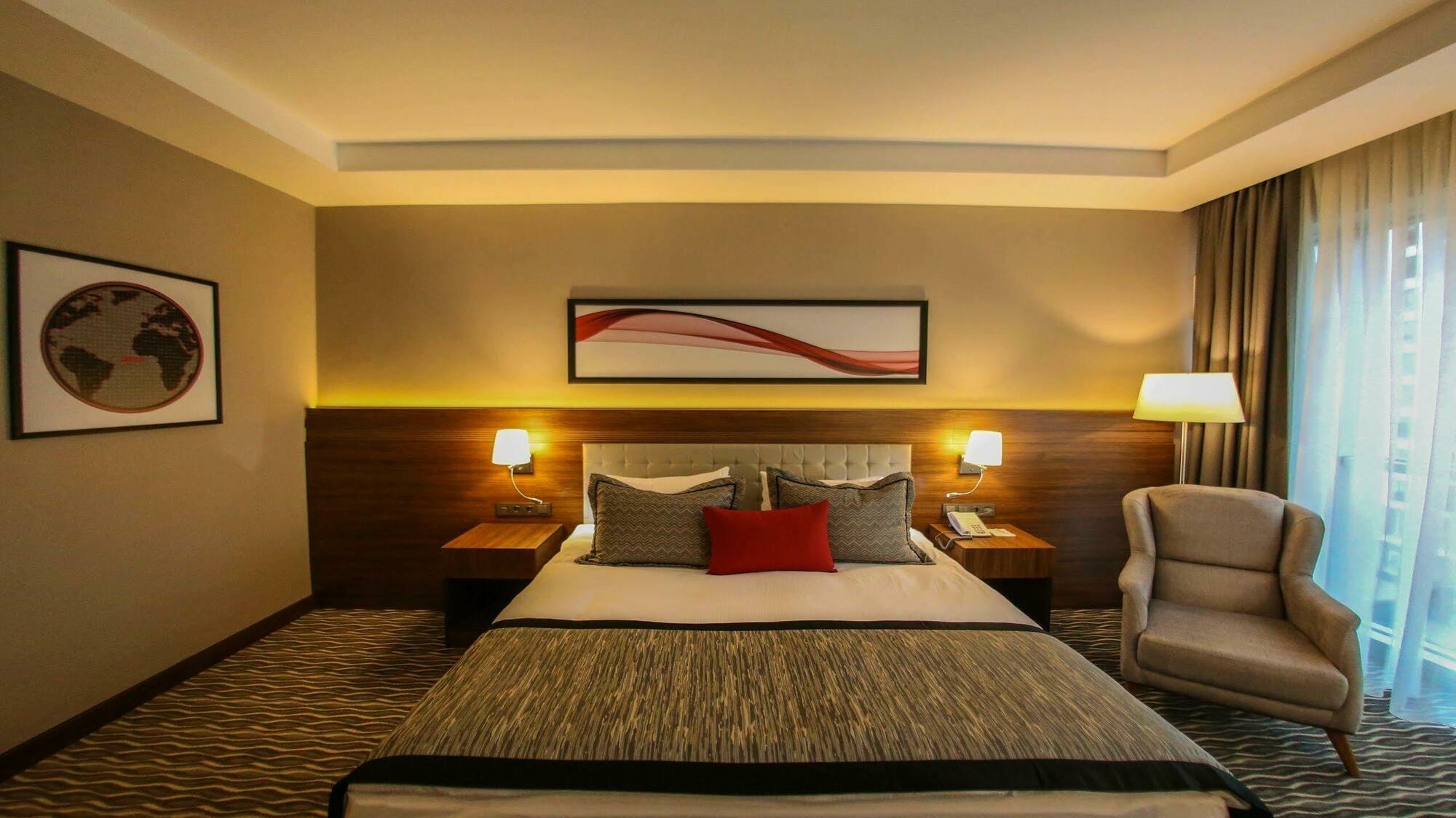Ramada By Wyndham Nigde Hotel Bagian luar foto