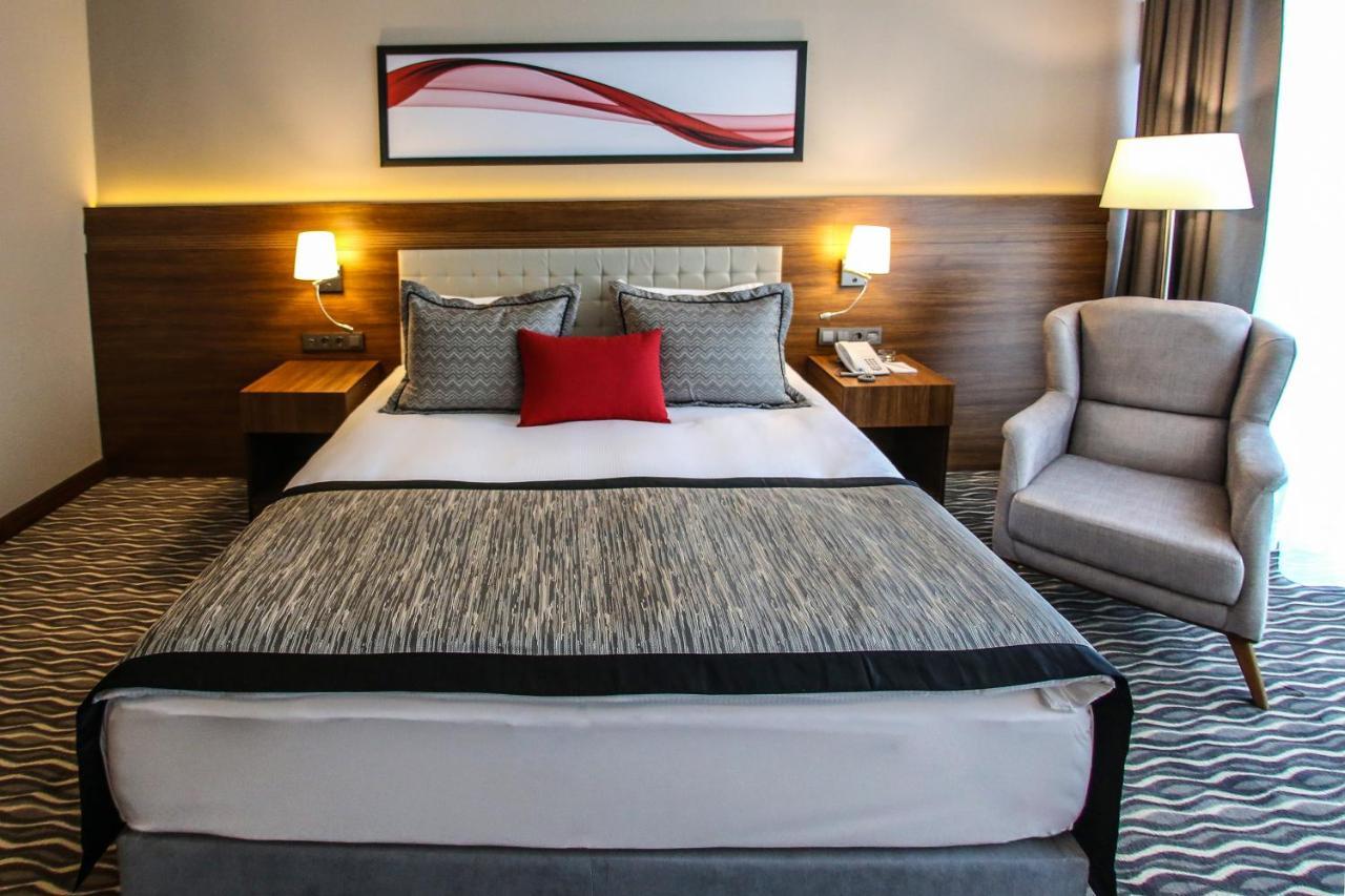 Ramada By Wyndham Nigde Hotel Bagian luar foto