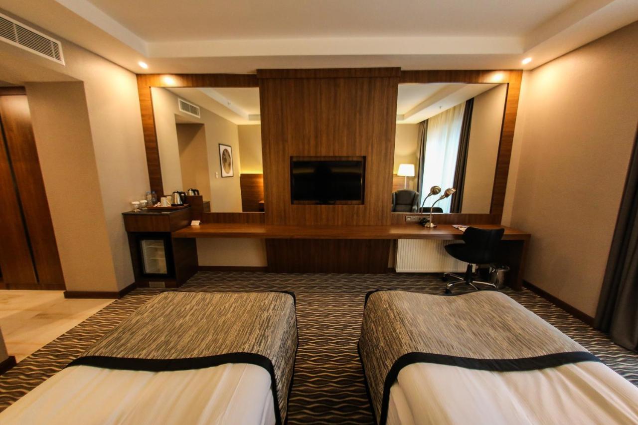 Ramada By Wyndham Nigde Hotel Bagian luar foto